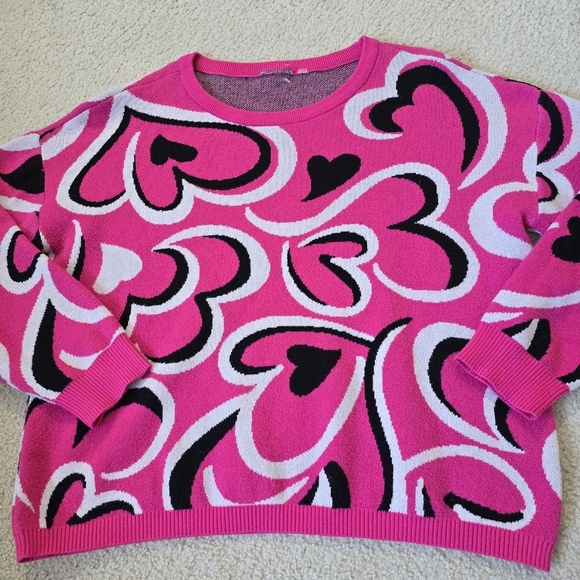 Sweaters - Hot Pink Heart Graphic Sweater – Size Large/XL